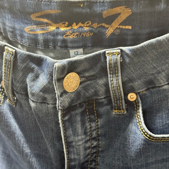 Seven7 Straight Leg Blue Jeans Timeless Style Women's Size 12 - Picture 3 of 8